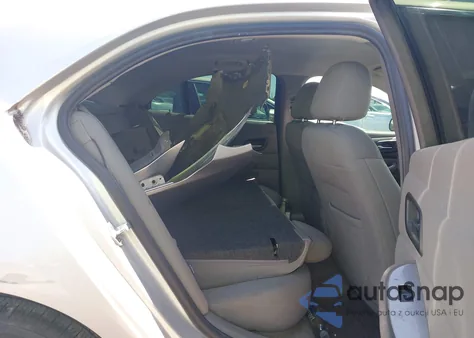 2014 Chevrolet Malibu 1Ls z USA, uszkodzony, nr VIN 1G11B5SL2EF228677